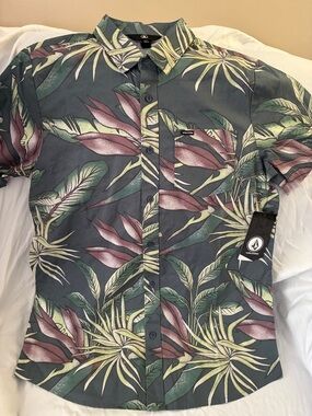 Volcom Men’s Floral Button-Up Shirt in Olive Green and Mauve